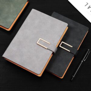 Sổ da khóa gài kim loại